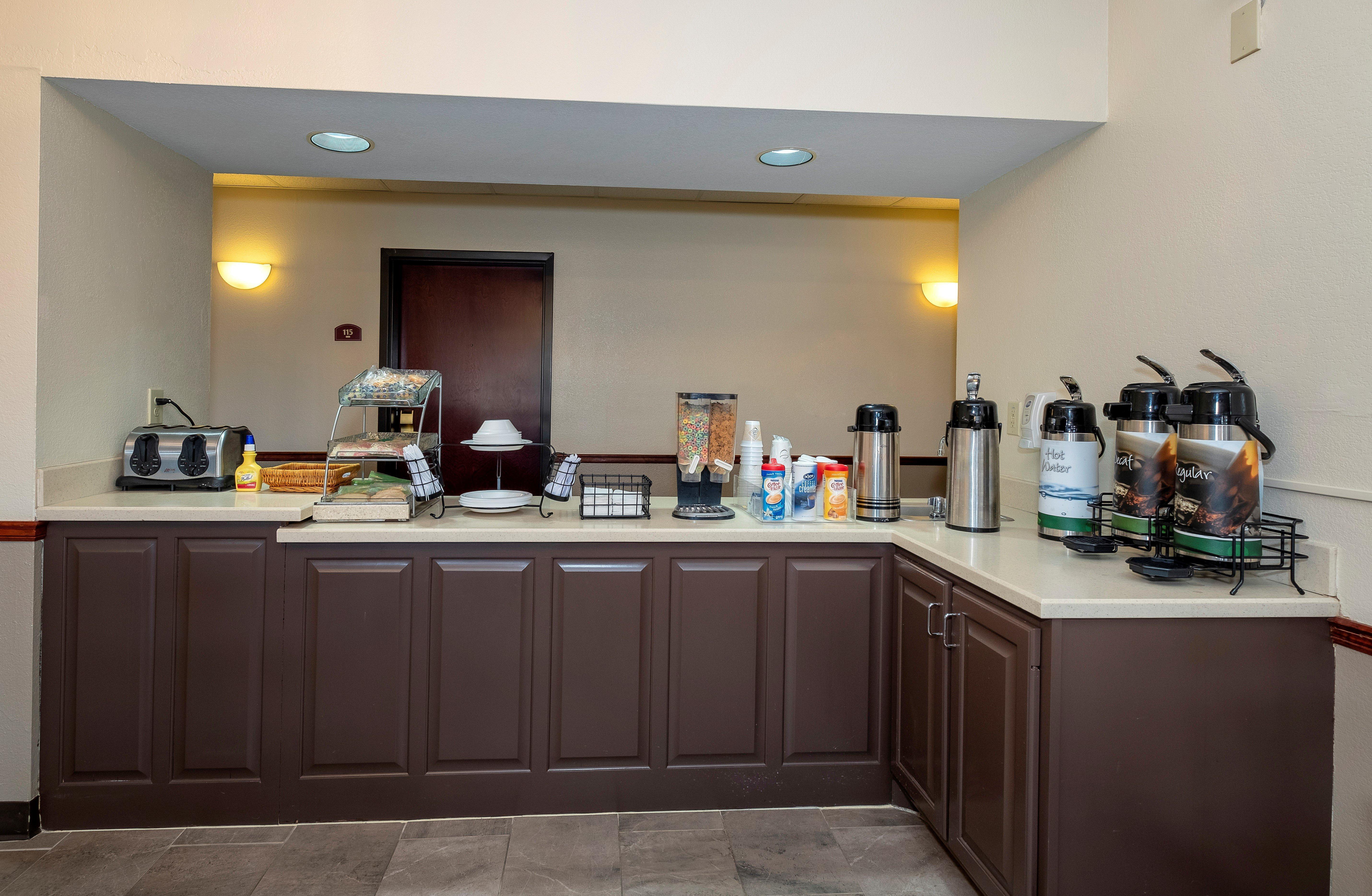 Red Roof Inn Hartselle Экстерьер фото