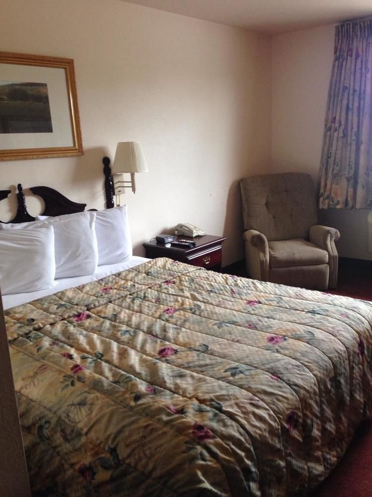 Red Roof Inn Hartselle Экстерьер фото
